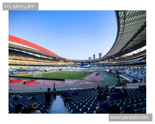 南京足球队的转型之路：从传统到现代的全面革新探索